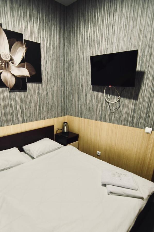 Uno Apart Hotel 基輔 外观 照片